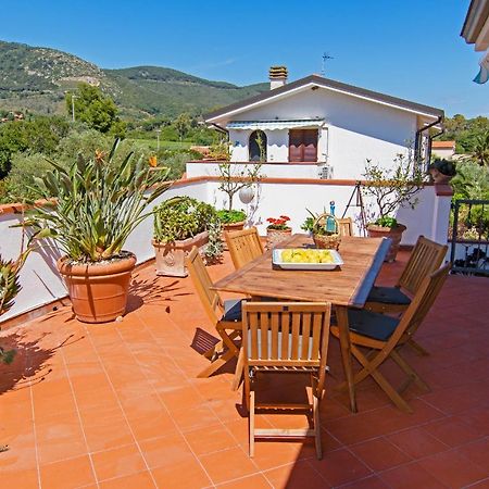 La Terrazza - Splendido Trilocale A Лакона Екстериор снимка